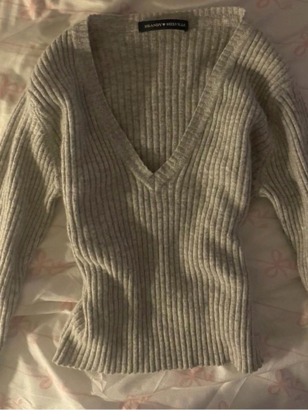 Brandy Melville Light Gray Ribbed V-Neck Sweater